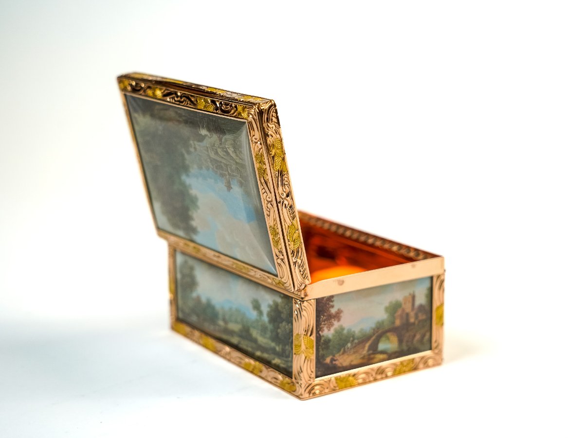 Tabacchiera in oro con miniature paesaggistiche  Germania, Berlino, ca. 1840-photo-5