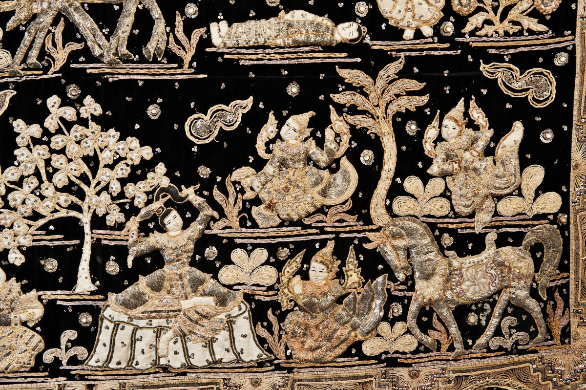 Kalaga birmano con scene di corte reale-photo-3