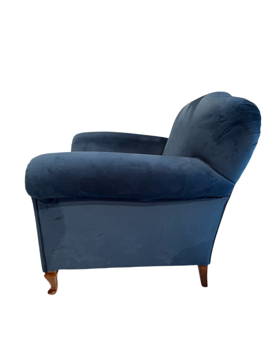 Coppia di poltrone con pouf in velluto blu cangiante-photo-3