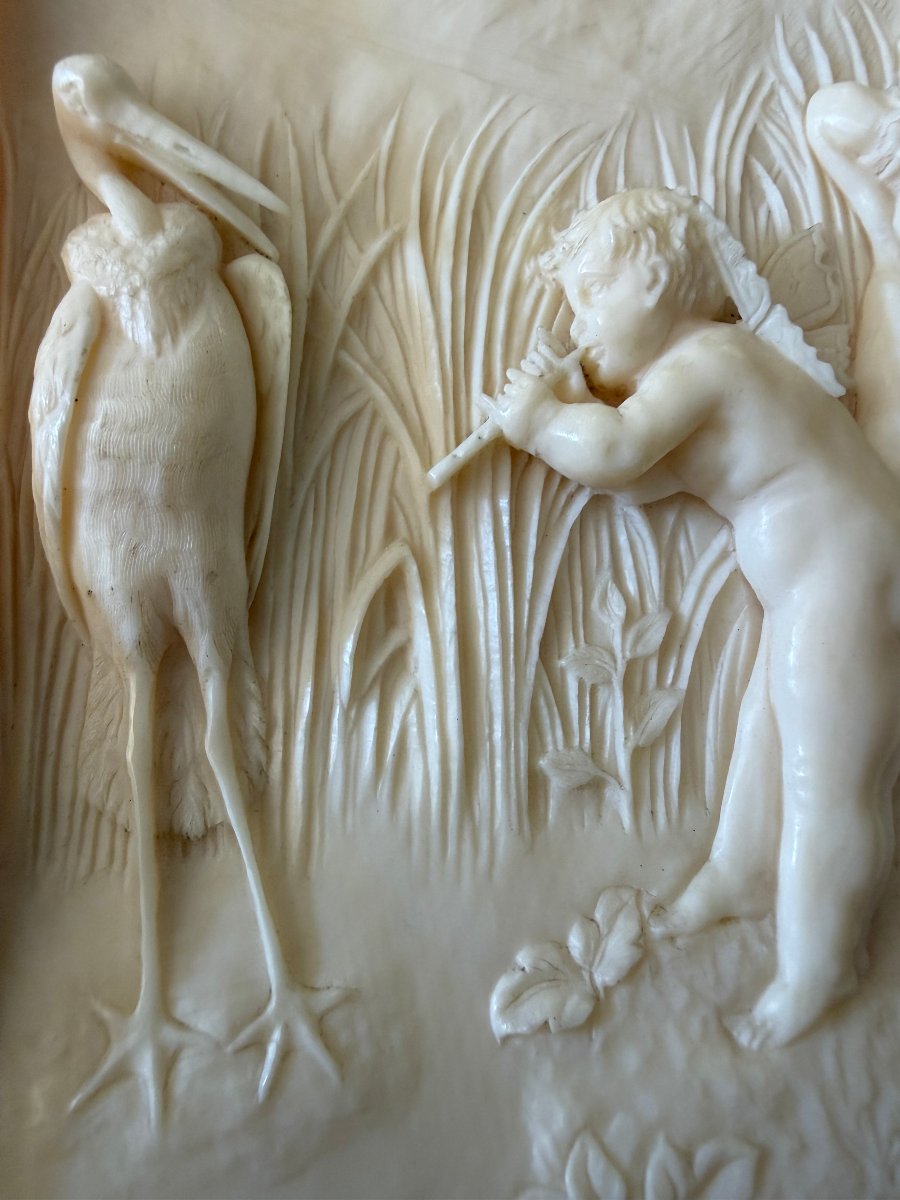 Placca in avorio scolpito con putti alati e airone Germania, seconda metà del XIX secolo-photo-2