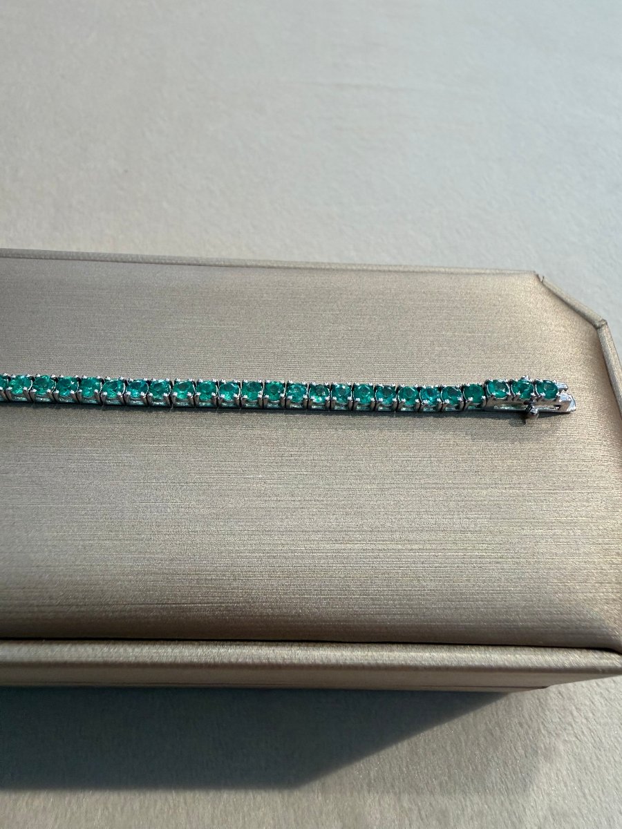 Bracciale tennis Made in Italy in oro bianco 18 kt con smeraldi naturali.-photo-5