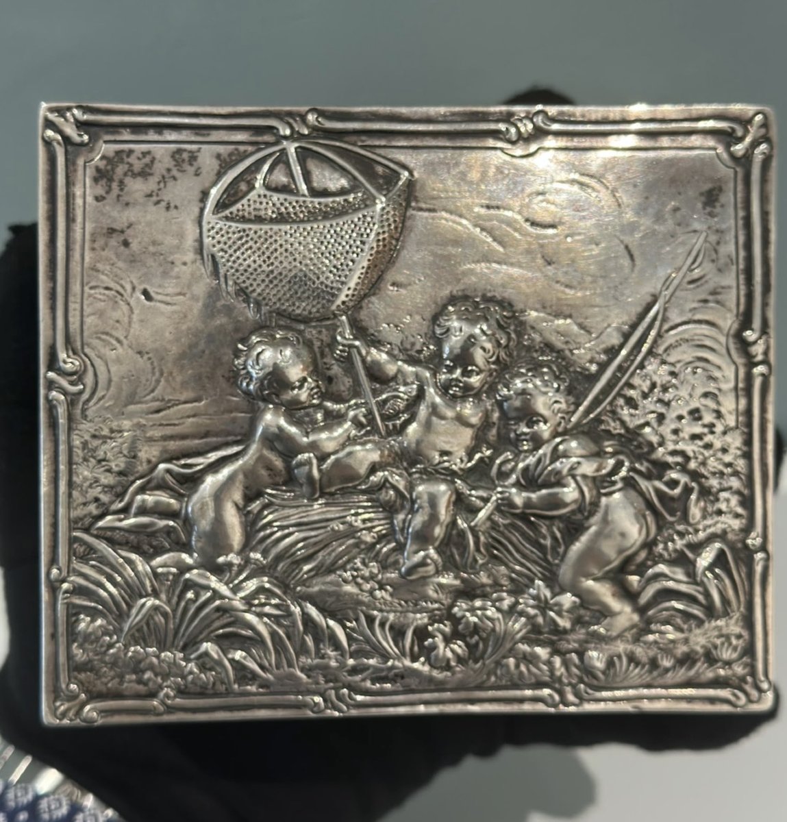 Scatola in argento sbalzato e cesellato – Hanau, fine XIX / inizi XX secolo-photo-4