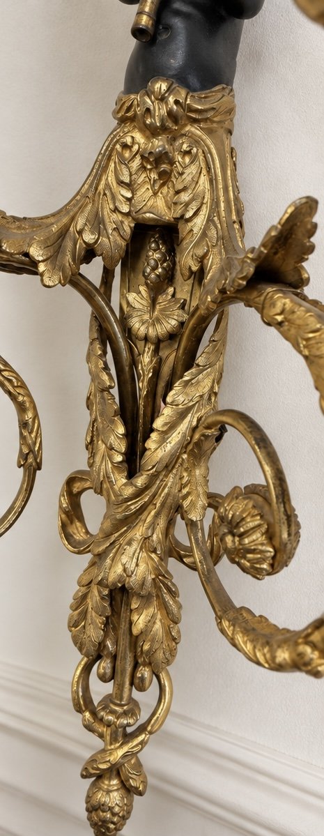 Coppia di applique francesi in bronzo patinato e dorato con putti musicanti – XIX secolo-photo-2