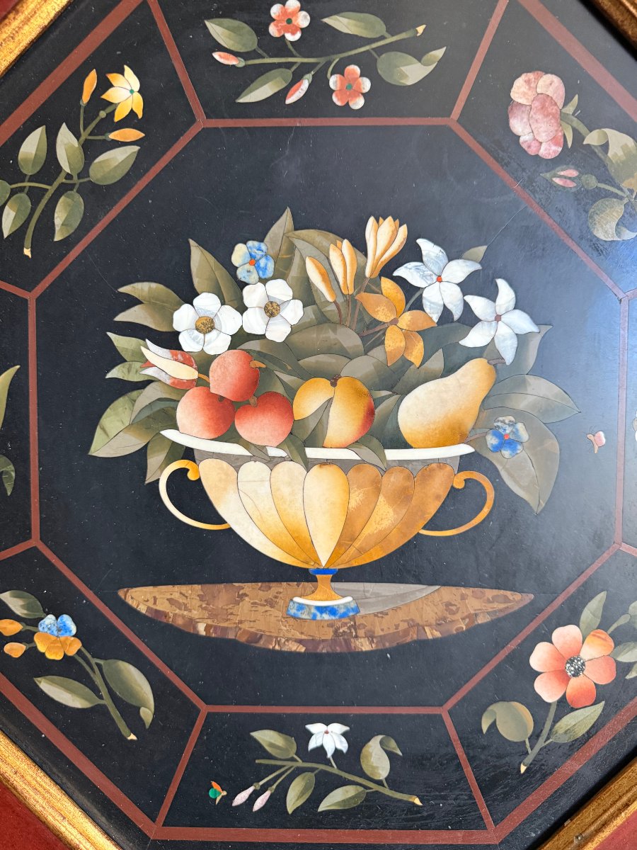 Piano ottagonale fiorentino in commesso di pietre dure-photo-4