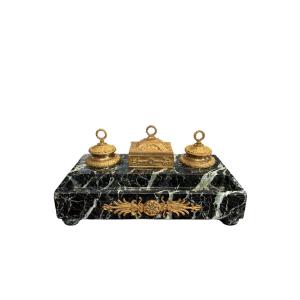 Calamaio in marmo verde Alpi e bronzo dorato, periodo Impero (inizi XIX secolo)