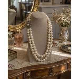 Collana a due fili di perle coltivate con chiusura in argento