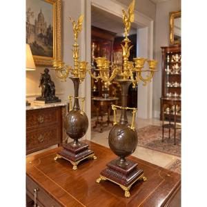 Coppia di importanti vasi-candelabri in bronzo firmati Ferdinand Barbedienne e Henry Cahieux
