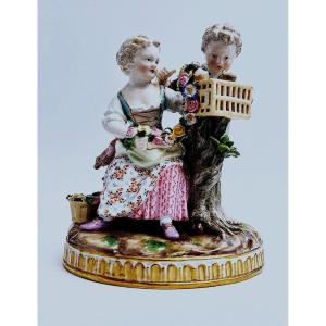 Meissen Porcelain, Children's Gallant Scene First Half Of The 19th Century.
