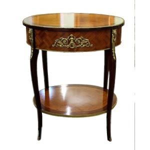 Oval Salon Table From The End Of The 19th Century