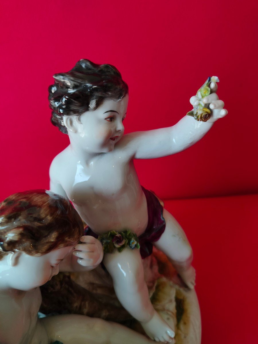 Copia di Putti - Porcelaine de Capodimonte Italia fine 1800-photo-2