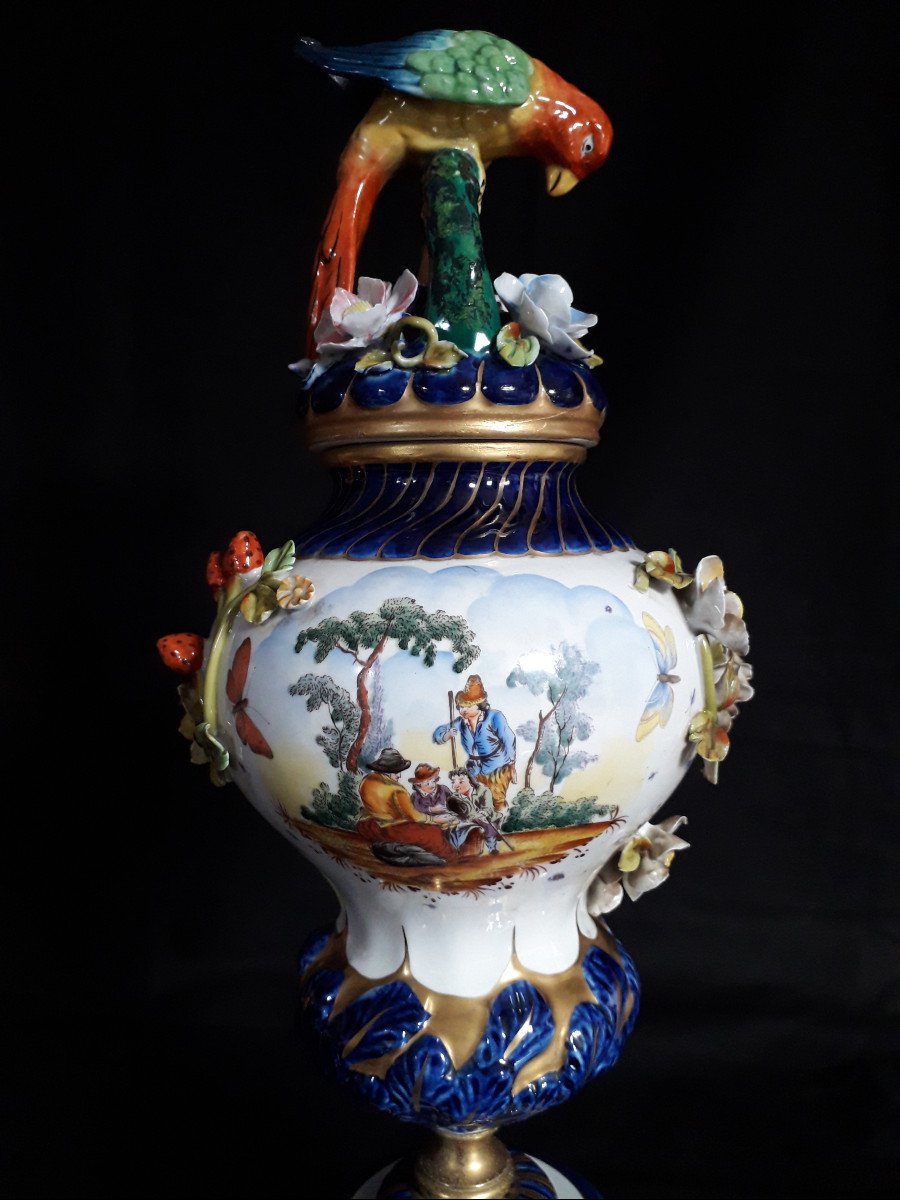 Porcellana di Sèvres - Vaso con Pappagallo