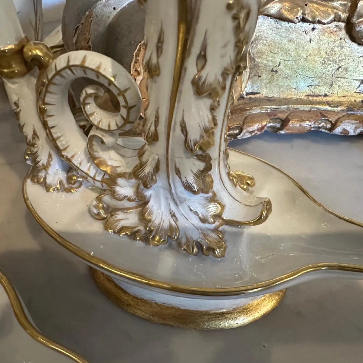 Set di due lampade da tavolo neoclassiche in porcellana di Capodimonte bianca e oro, 1900-photo-8