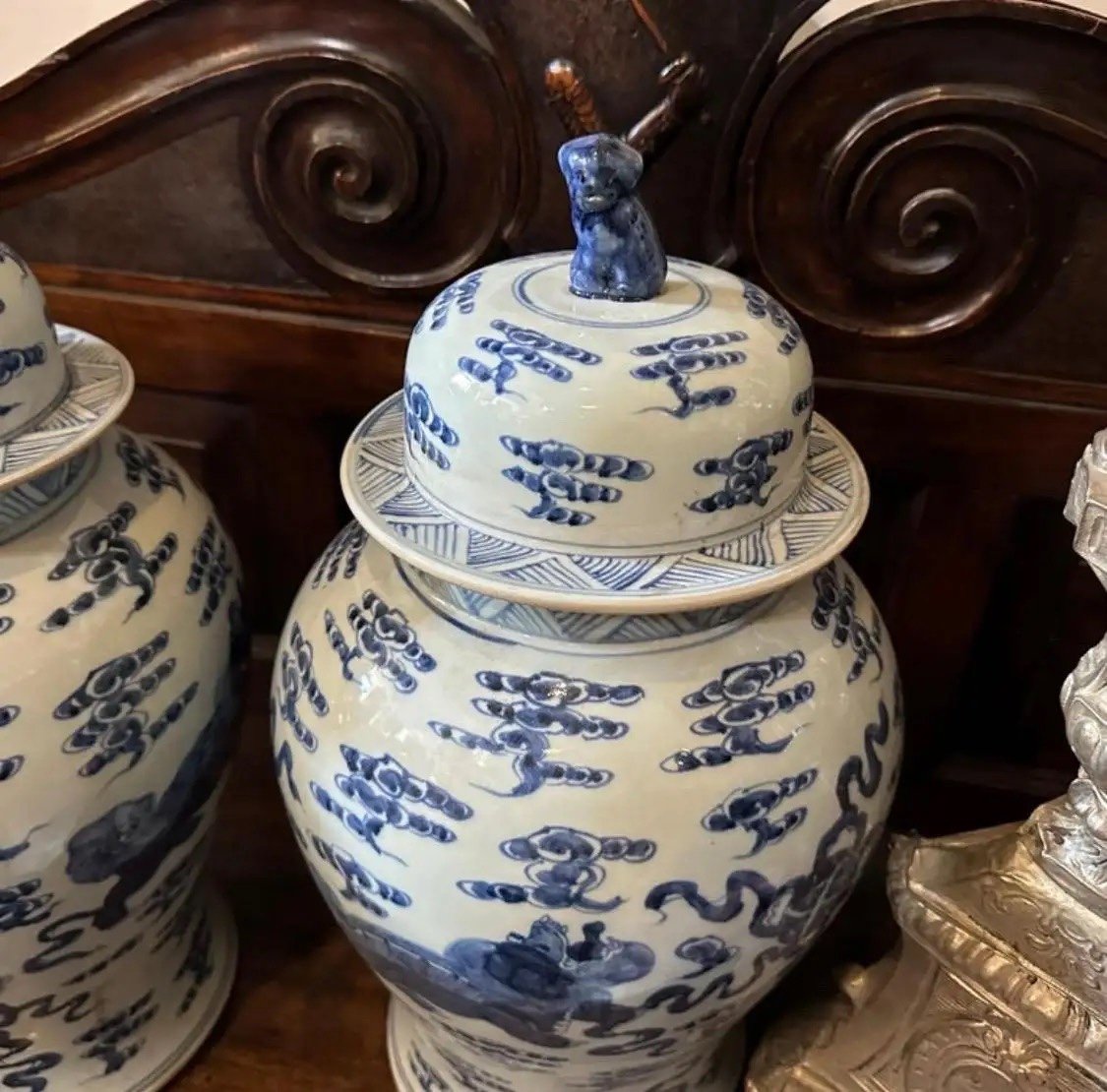Barattoli  cinesi  per zenzero in ceramica bianca e blu della metà del XX secolo-photo-3