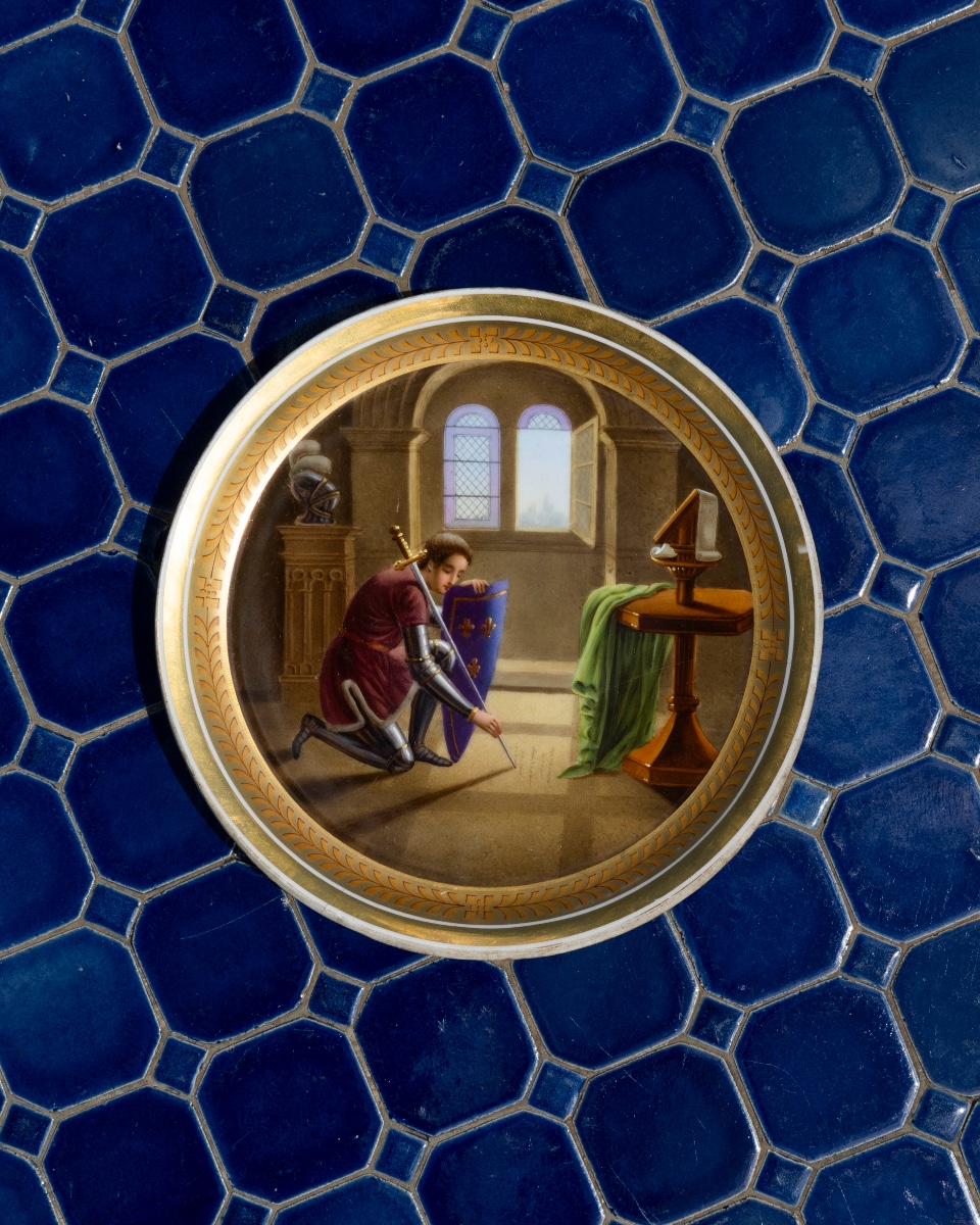 Maison Dagoty - Piatti in porcellana smaltata e dorata, pubblicati da Honoré a Parigi.