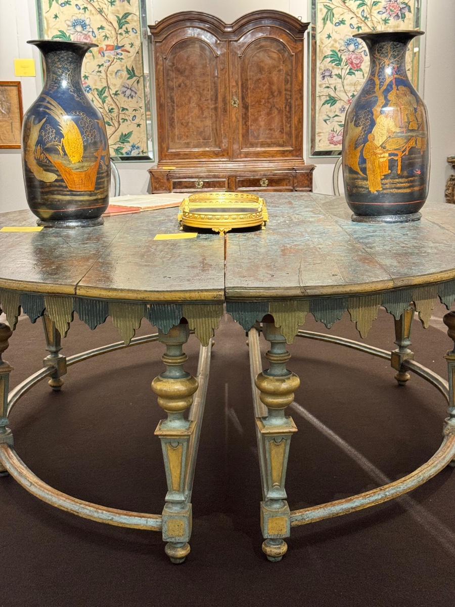 Tavolo formato da due grandi console laccate azzurre del XVII secolo-photo-2