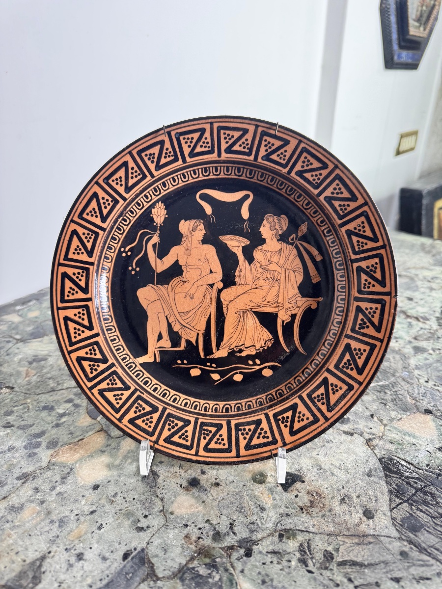 Gruppo di 13 piatti in ceramica decorati a figure nere e rosse di stile etrusco, inizio XIX sec-photo-7