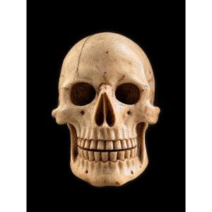 Memento Mori in osso del XVIII secolo
