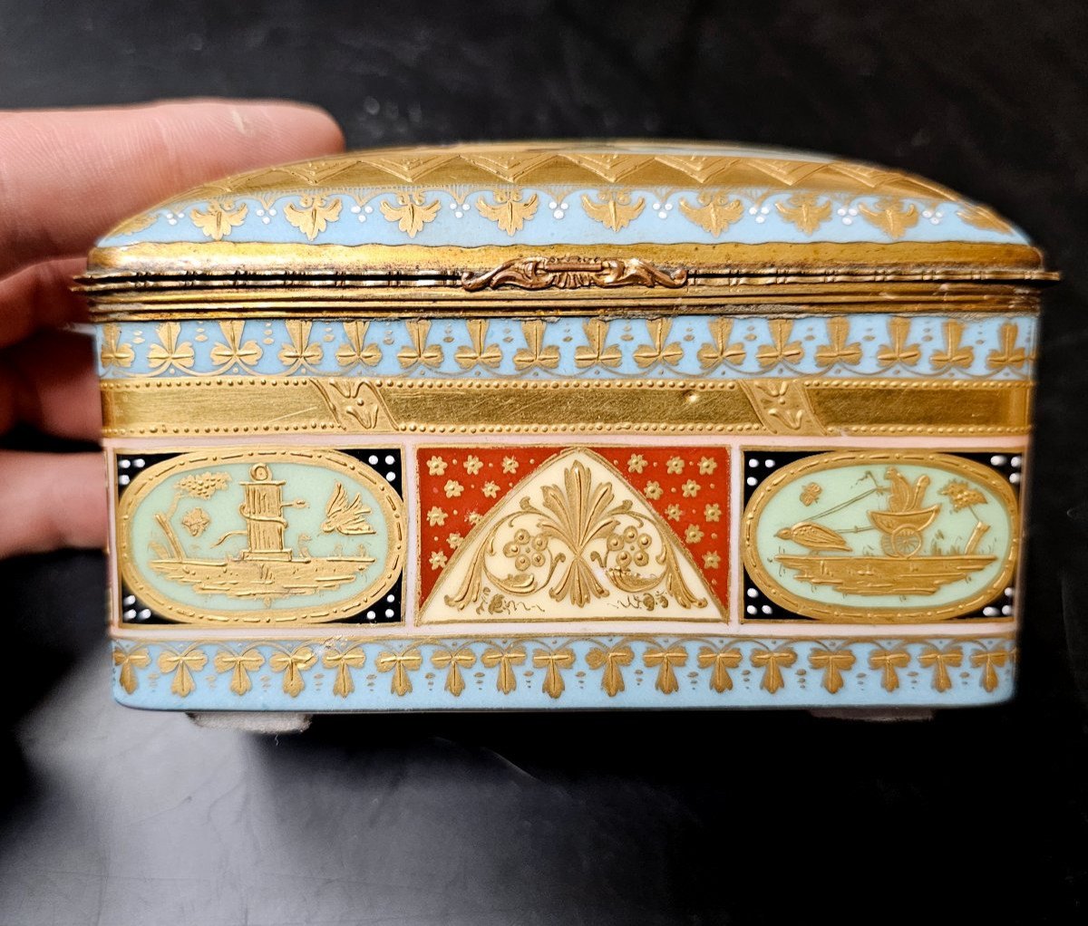 Tabacchiera in porcellana della Manifattura Imperiale di Vienna-photo-2