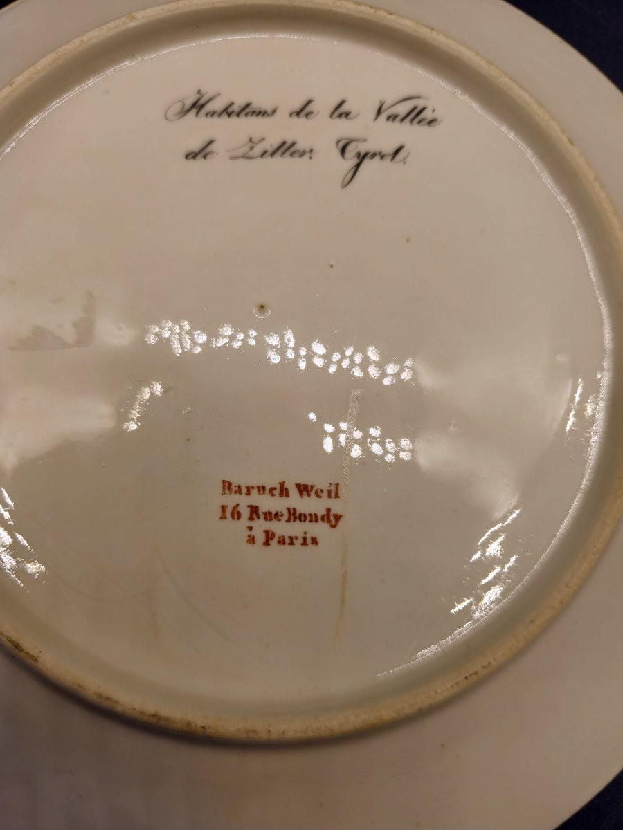 Piatto con i costumi degli abitanti della Valle del Tirolo Baruch Weil-photo-2