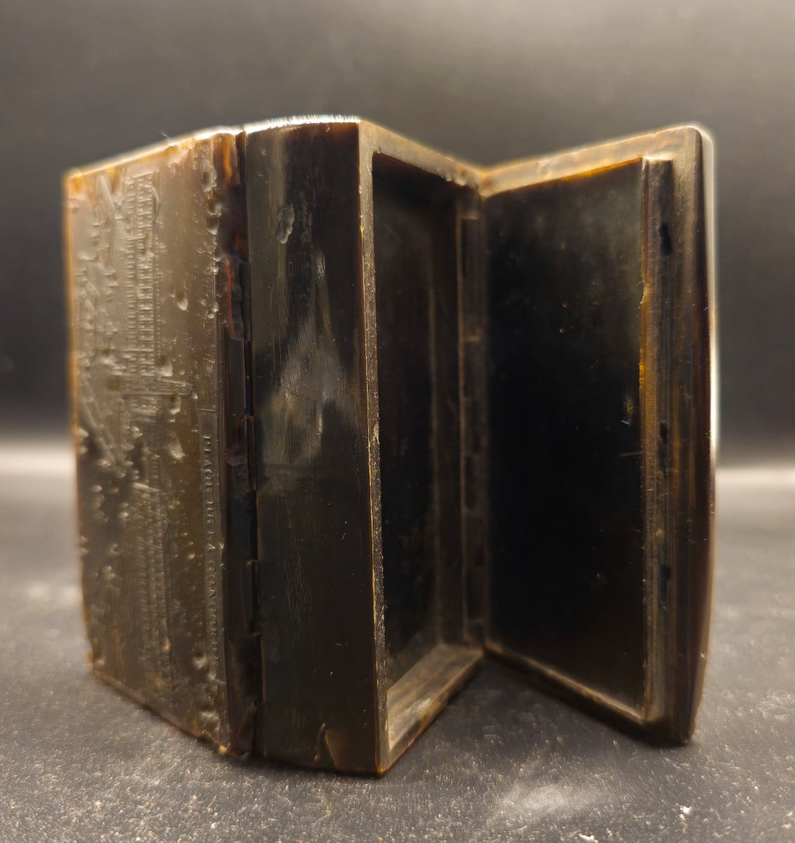 Tabacchiera raffigurante Napoleone e Place de La Concorde-photo-3