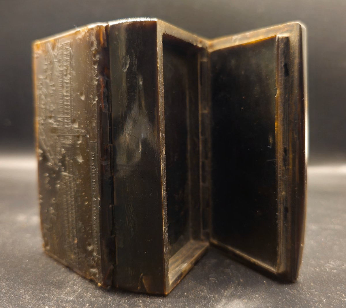 Tabacchiera raffigurante Napoleone e Place de La Concorde-photo-2