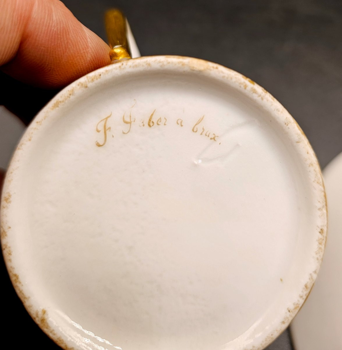 Tazzina con piattino in porcellana della Manifattura Faber a Bruxelles-photo-5