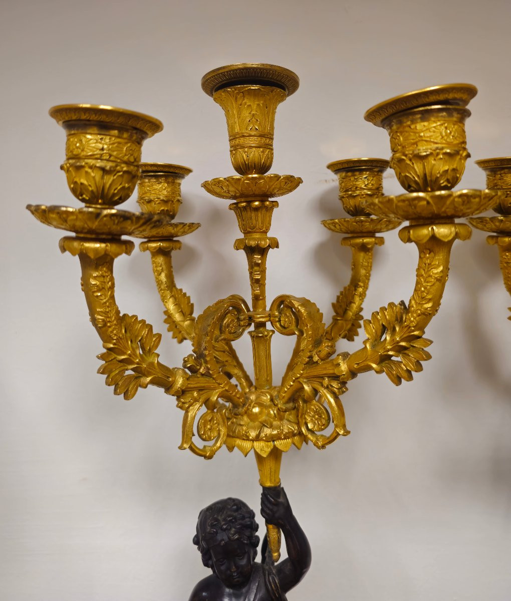 Coppia di candelabri Carlo X in bronzo dorato con figure di putti, Francia-photo-2