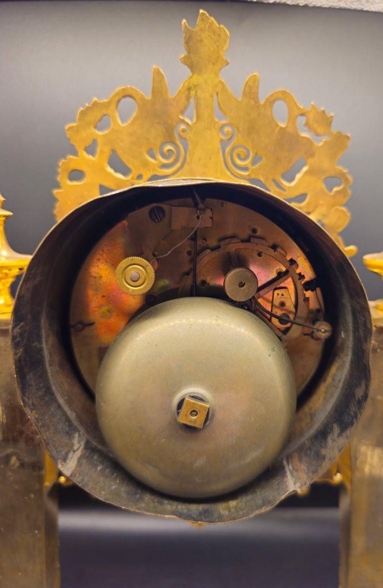 Orologio Impero Retour d’Égypte a Scheletro con Cariatidi in Bronzo Dorato a Fuoco-photo-5