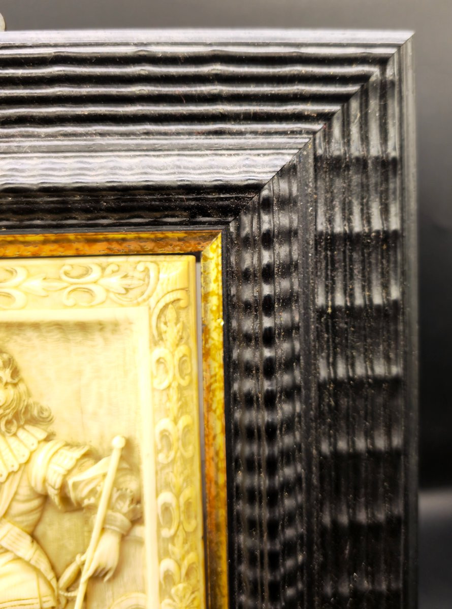 Rilievo in Avorio, Nobile Europeo, Fine ‘600 – Attribuito a Carlo I d’Inghilterra-photo-3