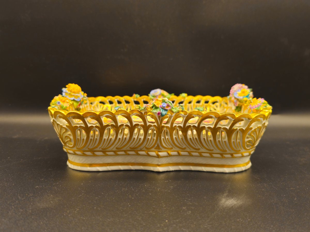 Piccolo vassoio in porcellana Vienna 1830/40, Tancredi soccorre Erminia-photo-4