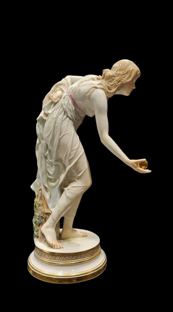 Meissen “Player at Bowls” Walter Schott 1897 – Fine XIX Secolo-photo-3