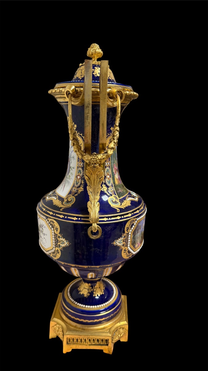 Coppia di Vasi in Porcellana di Sèvres e Bronzo Dorato, Decoro a Gioiello, 1840/1850-photo-4