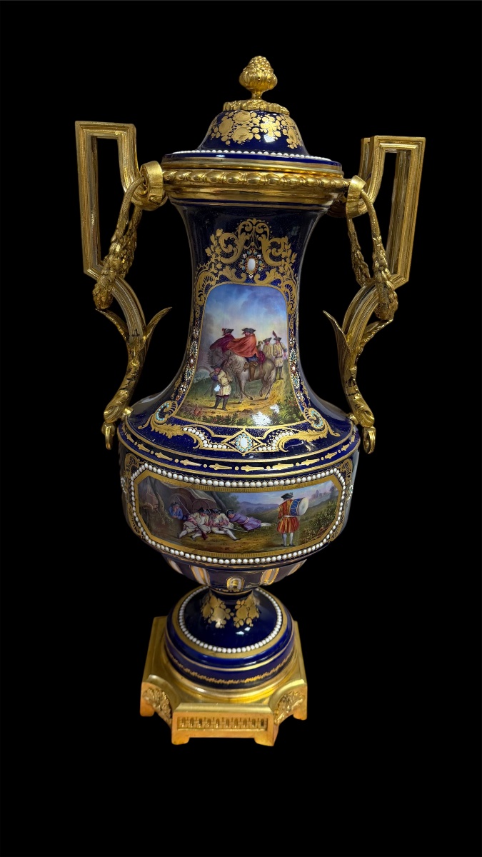 Coppia di Vasi in Porcellana di Sèvres e Bronzo Dorato, Decoro a Gioiello, 1840/1850-photo-5