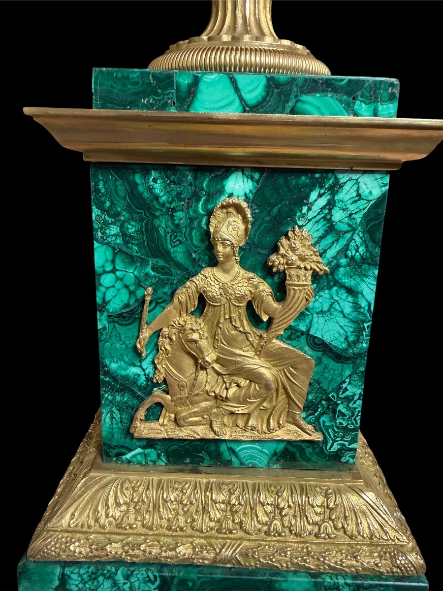 Coppia di vasi in bronzo dorato su basi in malachite, manifattura russa imperiale, XIX sec.-photo-5