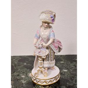 Dama con crinolina di Meissen primi '800