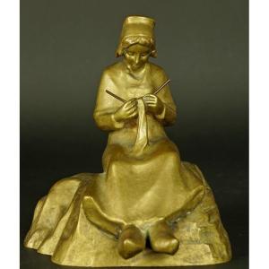 Girl Knitting, Henri Coutheillas?, Bronze, Art Déco, The 19 20s 