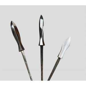 Three Arrowheads - Edo Period.