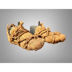 Ainu Culture - Pair Of "tsumago" Sandals In Braided Plant Fiber - 19th Century.