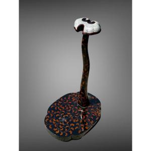 Lacquered Wood And Eggshell Katanakake - Edo Period (1603-1868).