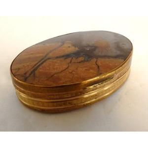 Small Oval Box Agate Pomponne Golden Metal XIXth Century