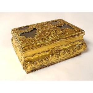 Small Box Pomponne Agate Garlands Flowers Shell Late Eighteenth Nineteenth