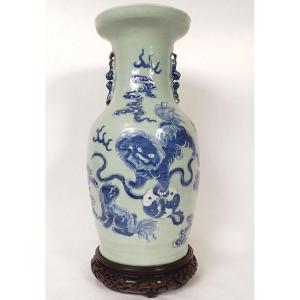 Baluster Vase Porcelain White Blue China Buddhist Lions Dogs Fô 19th