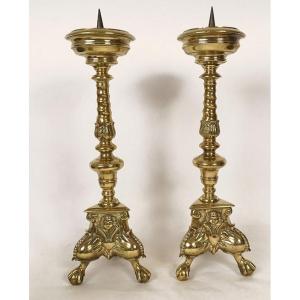 Pair Of Twisted Bronze Candlesticks With Cherubs And Marmosets, 17th Century