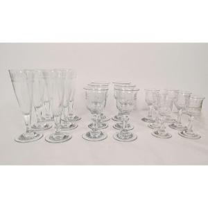 Set Of 18 Wine Glasses And Champagne Flutes, Sèvres Crystal, 19th Century Restoration