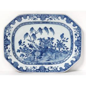 Octagonal Porcelain Dish, White And Blue, Chinese Garden Landscape, Qianlong, 18th Century