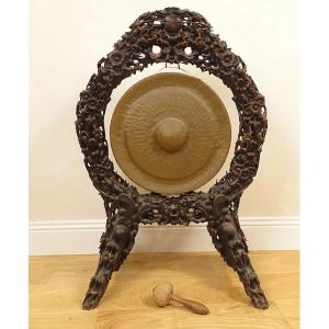 Large Indochinese Gong, Exotic Wood, Carved Copper, Indochina, Vietnam, 20th Century