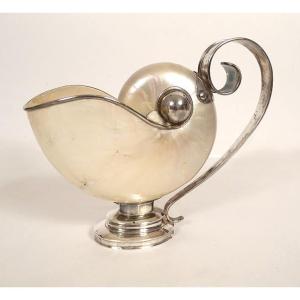 Tiffany & Co. Sterling Silver Mother-of-pearl Nautilus Sauce Boat, 20th Century
