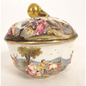 Capodimonte Porcelain Sugar Bowl, Mythology Venus Bacchus Ovid, 19th Century