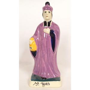 Quimper Earthenware Statuette Of Saint Yves, Patron Saint Of Lawyers And The Stock Exchange, 20th Century