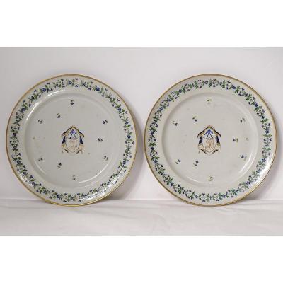 Pair Dish Company India Porcelain European Decor Barbeau Coat Of Arms 18th